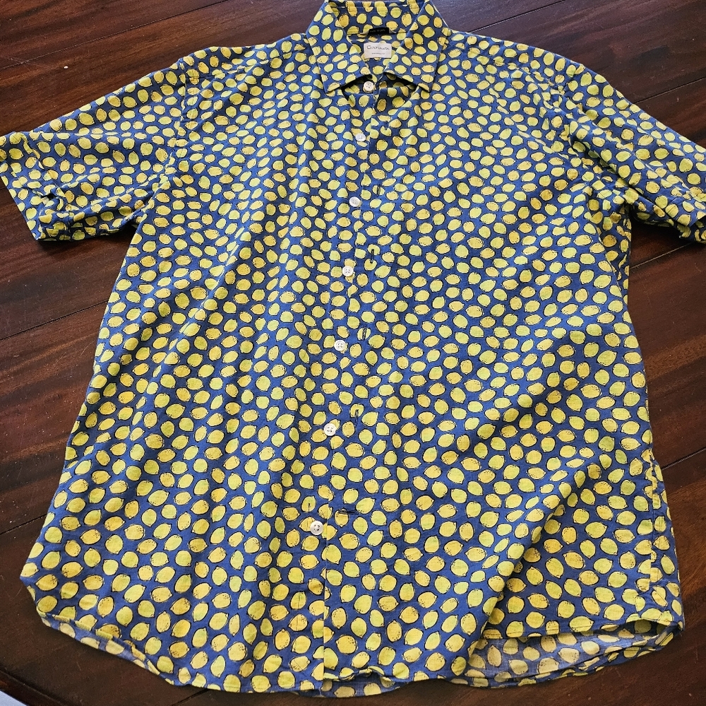 Culturata Short Sleeve Lemon Pattern Button Down Shirt